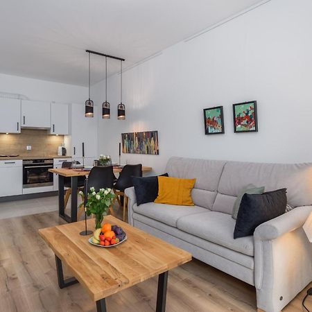 Stela Water Side Apartment - Swimming Pool & Sauna By Renters Prestige Дзивнув Экстерьер фото